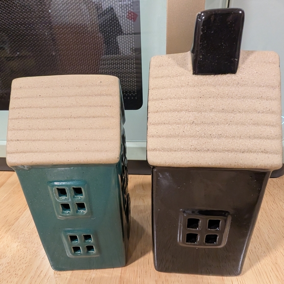 Ashland Ceramic House Decor - Black and Teal - Picture 5 of 6